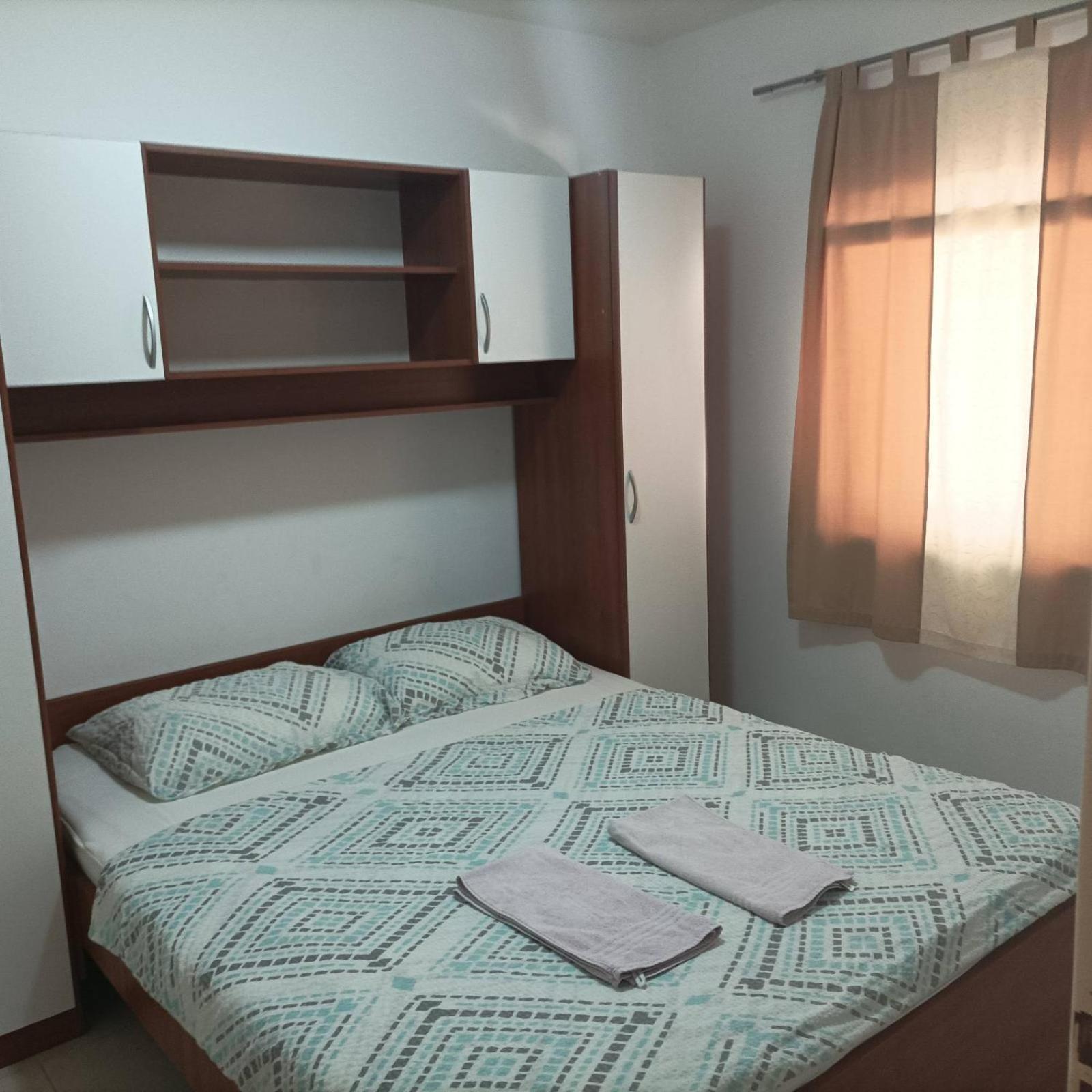 Apartments Vir Delfin Zewnętrze zdjęcie