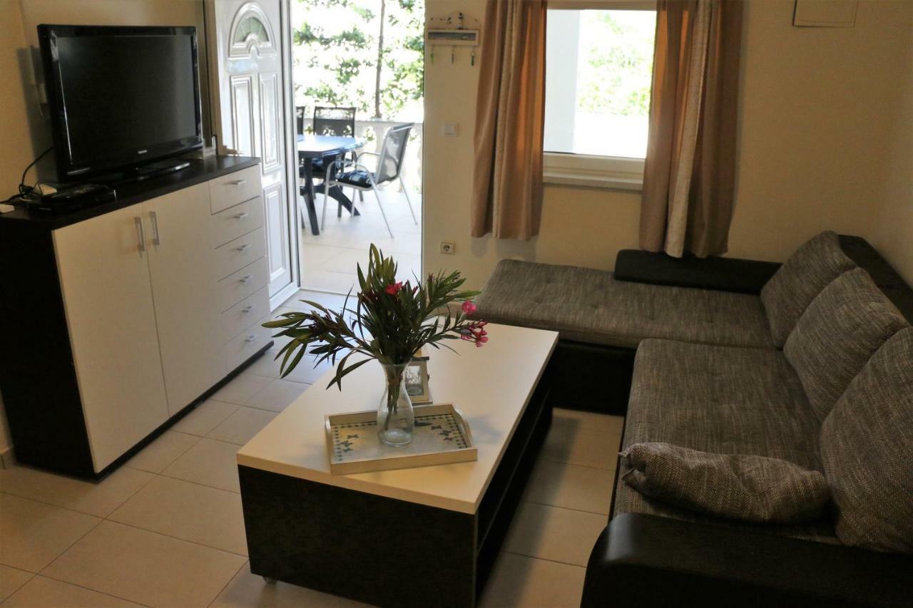 Apartments Vir Delfin Zewnętrze zdjęcie