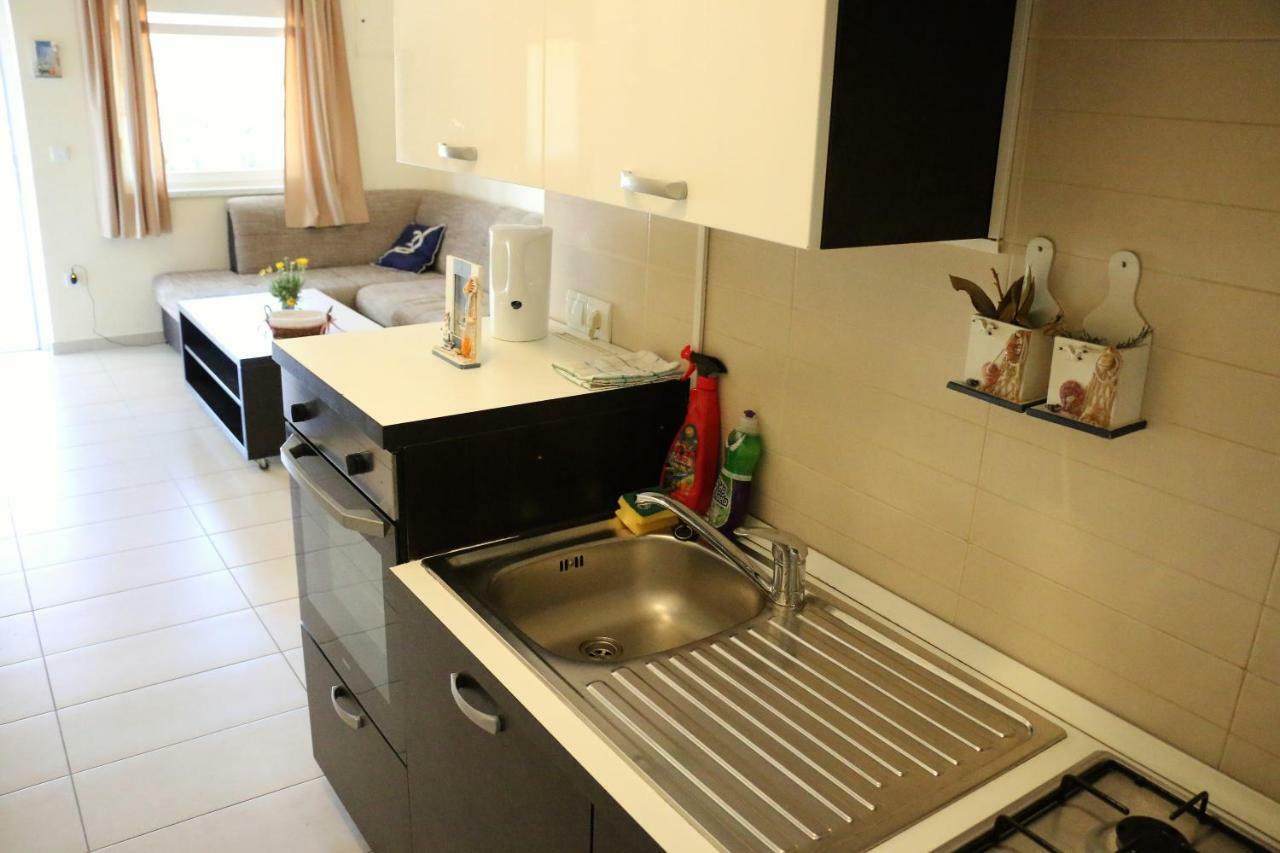 Apartments Vir Delfin Zewnętrze zdjęcie